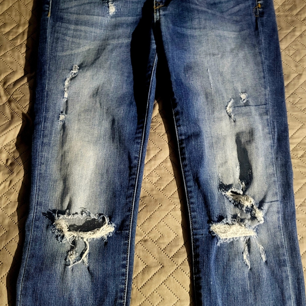 Judy Blue Distressed Skinny Jeans - Dark Blue